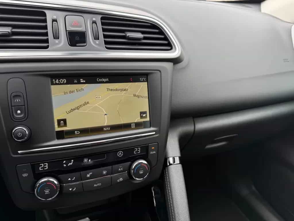 Renault Kadjar Collection*Navi*8-fach 02/2018-photo-11