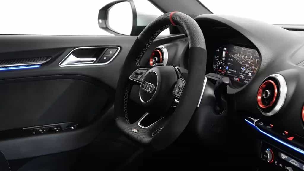 Audi RS3 NON-OPF*S-AGA*SCHALE*VIRTUAL*B&O*R.KAM* 05/2018-photo-19