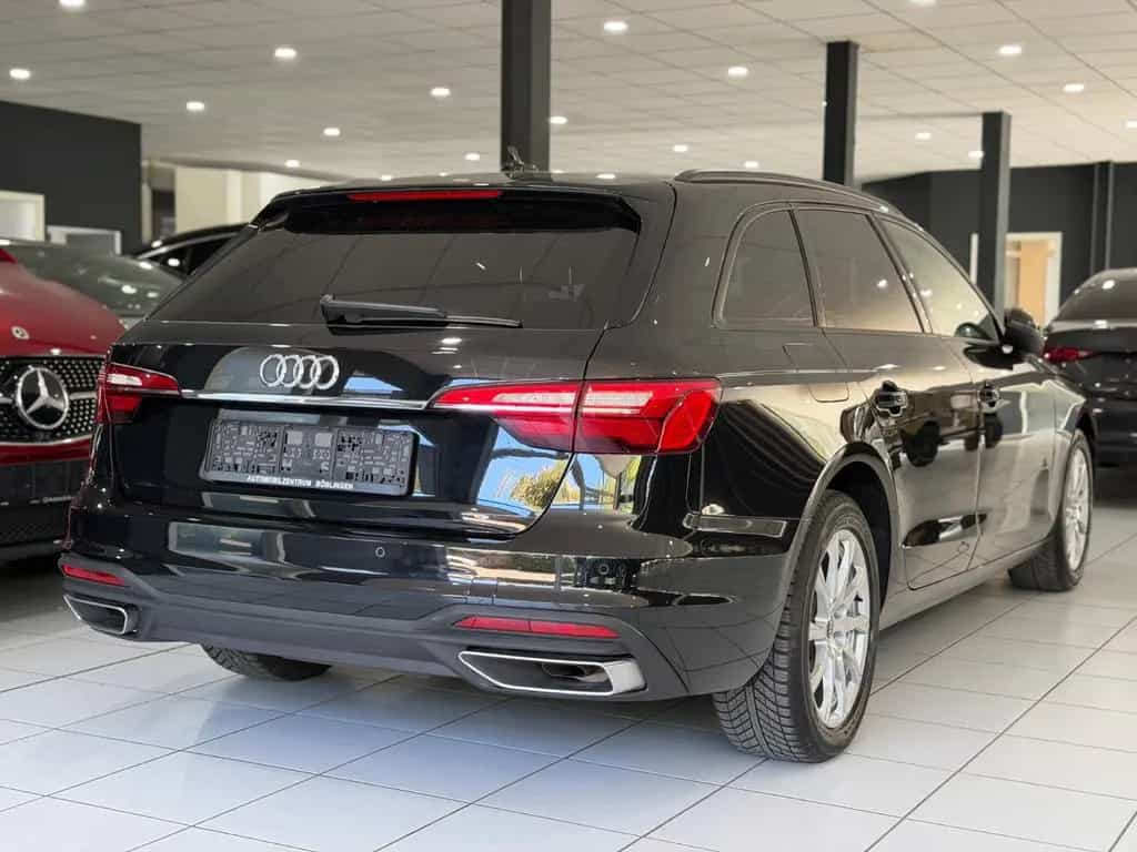 Audi A4 Avant 35 TFSI*S-LINE*LED*KEYLES*E-HECK*CARPLY 02/2022-photo-20