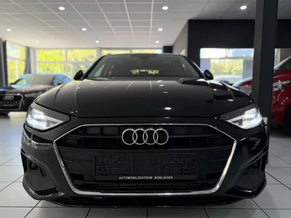Audi A4 Avant 35 TFSI*S-LINE*LED*KEYLES*E-HECK*CARPLY 02/2022-photo-23