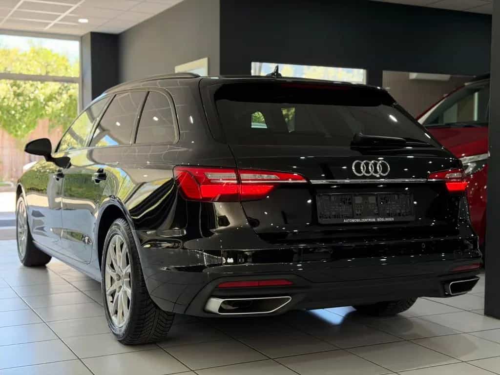 Audi A4 Avant 35 TFSI*S-LINE*LED*KEYLES*E-HECK*CARPLY 02/2022-photo-3