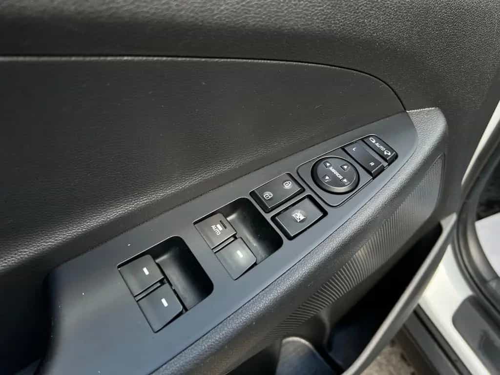 Hyundai TUCSON blue Trend 2WD*TÜV*INS* 08/2016-photo-16