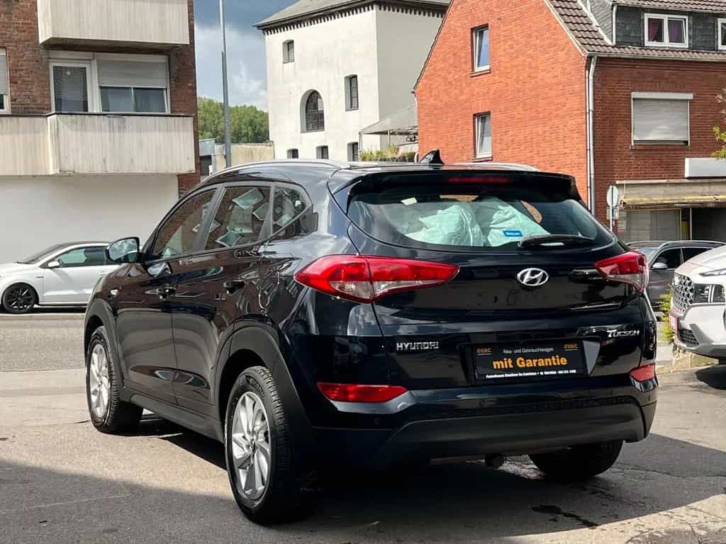 Hyundai TUCSON blue Classic 2WD*TÜV*INS* 09/2018-photo-10