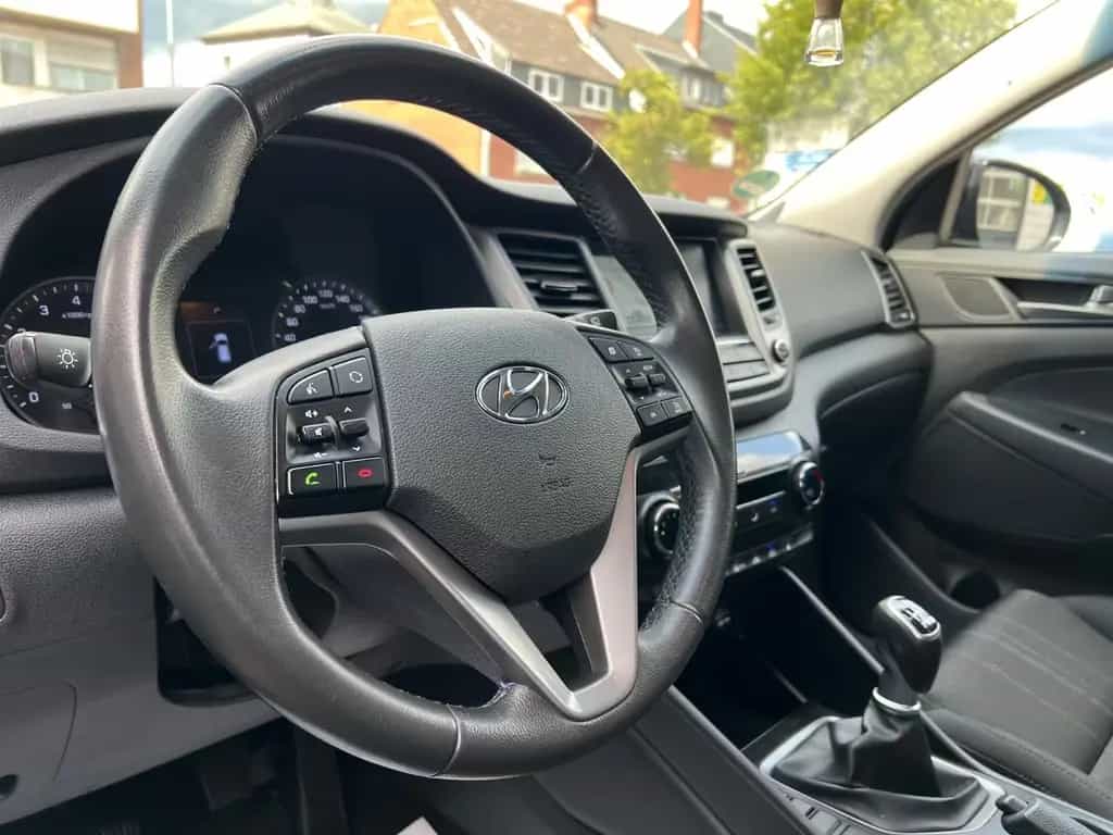 Hyundai TUCSON blue Classic 2WD*TÜV*INS* 09/2018-photo-15