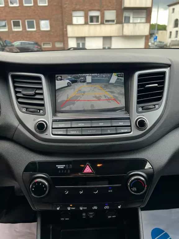 Hyundai TUCSON blue Classic 2WD*TÜV*INS* 09/2018-photo-27