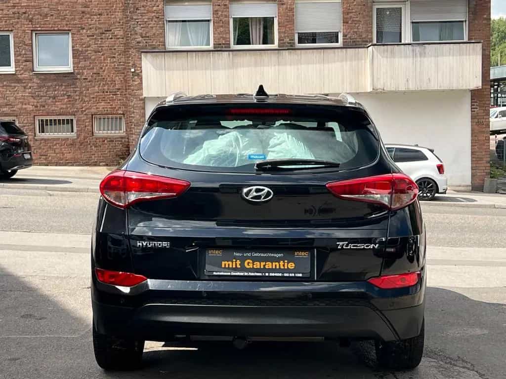 Hyundai TUCSON blue Classic 2WD*TÜV*INS* 09/2018-photo-9