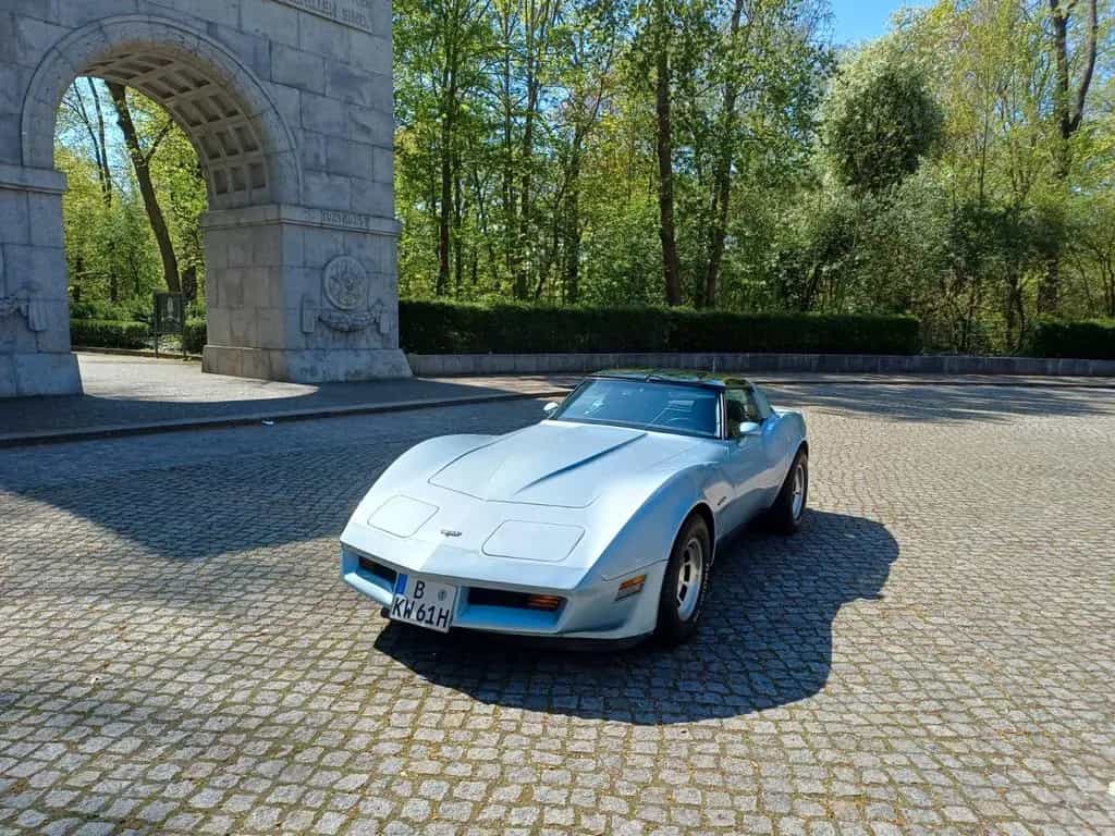 Corvette C3 07/1982-photo-0
