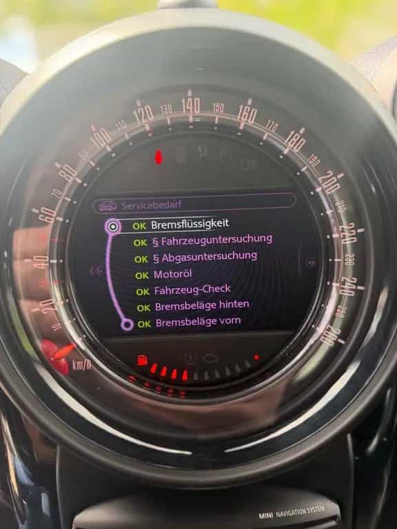 MINI Cooper -COUNTRYMANN*XENON*NAVI*SHZ*ALU*2.HAND* 10/2015-photo-19