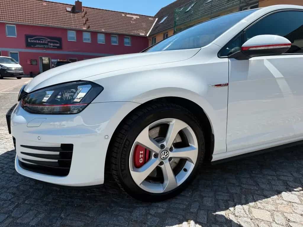 Volkswagen Golf VII GTI 2.0 TSI 310 PS Kamera Navi 2.Hand 09/2016-photo-12