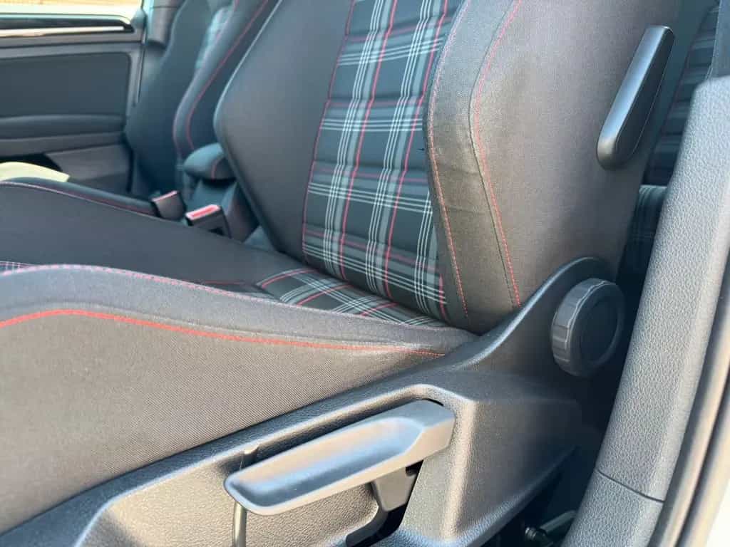 Volkswagen Golf VII GTI 2.0 TSI 310 PS Kamera Navi 2.Hand 09/2016-photo-22
