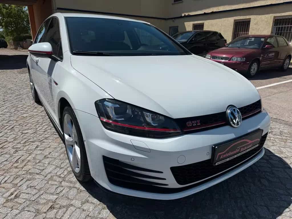 Volkswagen Golf VII GTI 2.0 TSI 310 PS Kamera Navi 2.Hand 09/2016-photo-3