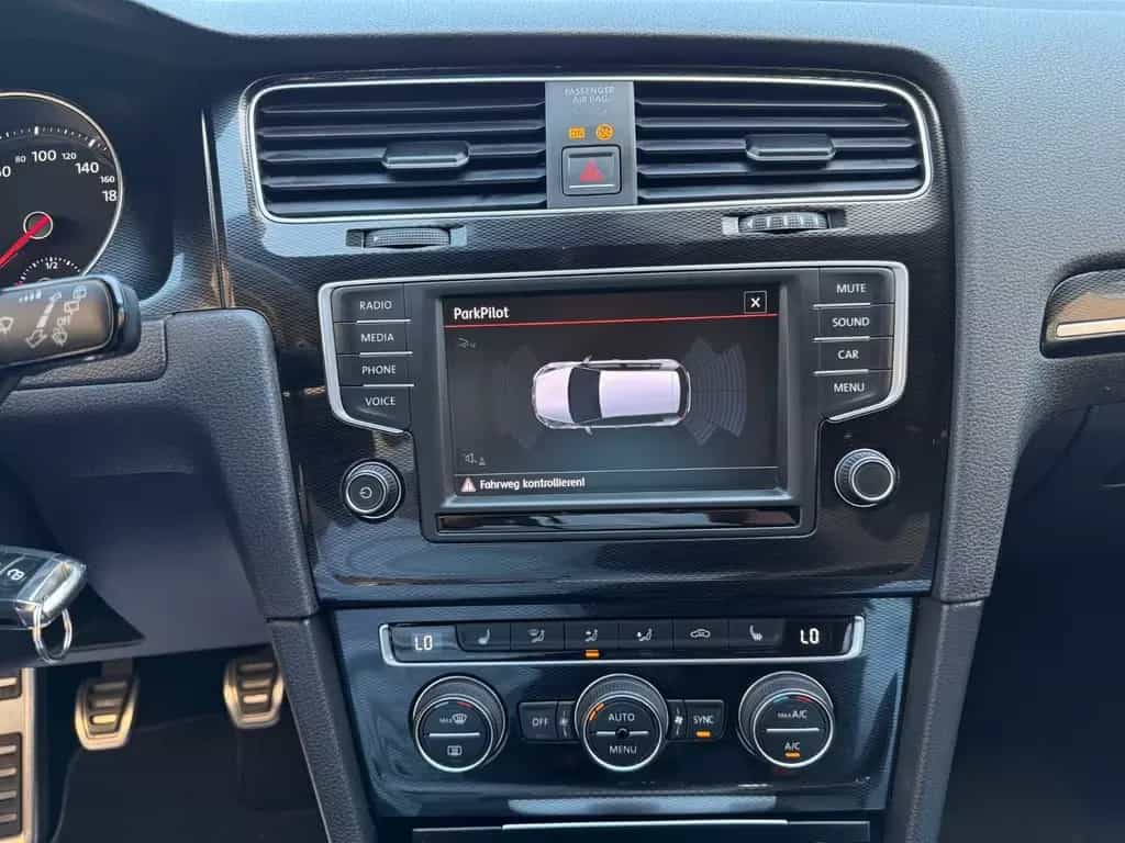 Volkswagen Golf VII GTI 2.0 TSI 310 PS Kamera Navi 2.Hand 09/2016-photo-31