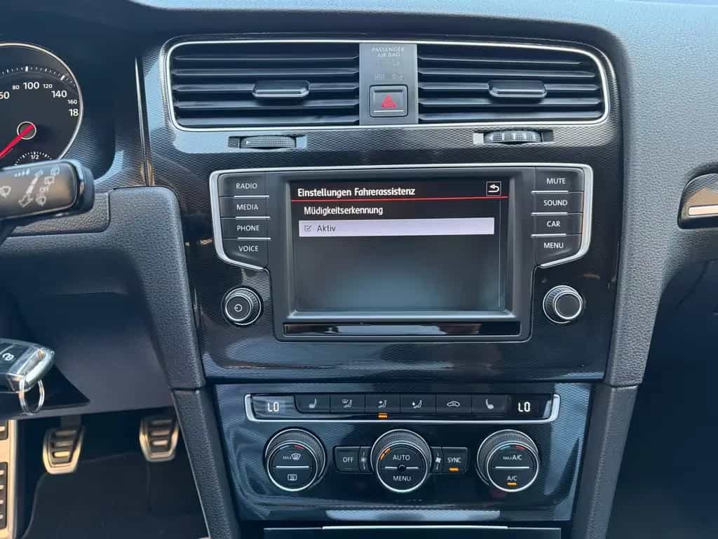 Volkswagen Golf VII GTI 2.0 TSI 310 PS Kamera Navi 2.Hand 09/2016-photo-35