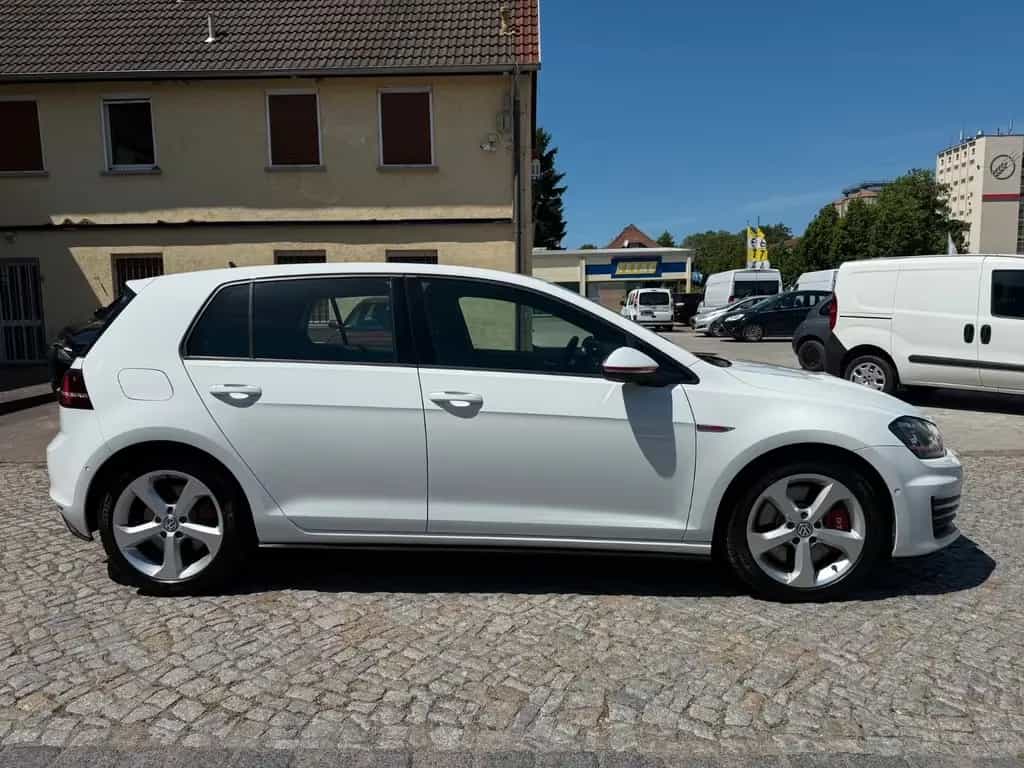 Volkswagen Golf VII GTI 2.0 TSI 310 PS Kamera Navi 2.Hand 09/2016-photo-5