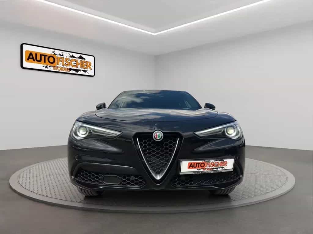 Alfa Romeo Stelvio Super Q4*AHK*Kamera*Sport-Paket*3D Navi* 12/2019-photo-1