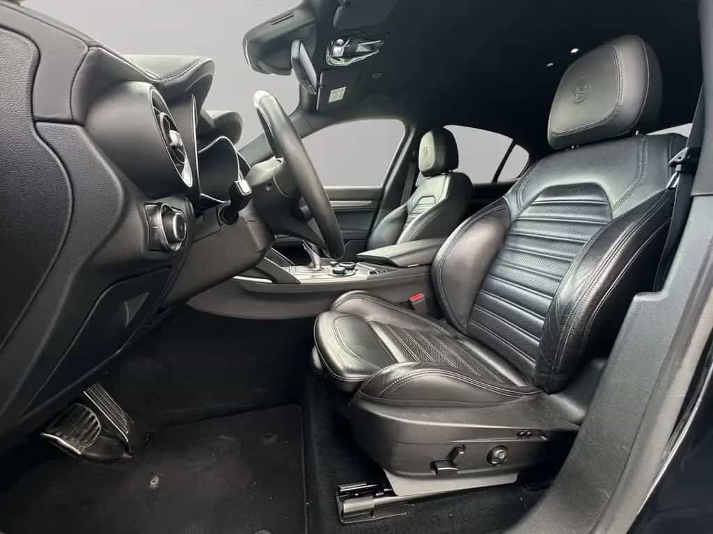 Alfa Romeo Stelvio Super Q4*AHK*Kamera*Sport-Paket*3D Navi* 12/2019-photo-10