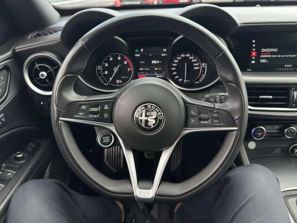 Alfa Romeo Stelvio Super Q4*AHK*Kamera*Sport-Paket*3D Navi* 12/2019-photo-12