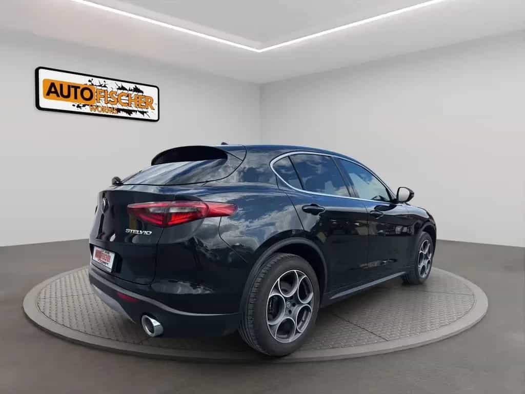 Alfa Romeo Stelvio Super Q4*AHK*Kamera*Sport-Paket*3D Navi* 12/2019-photo-6