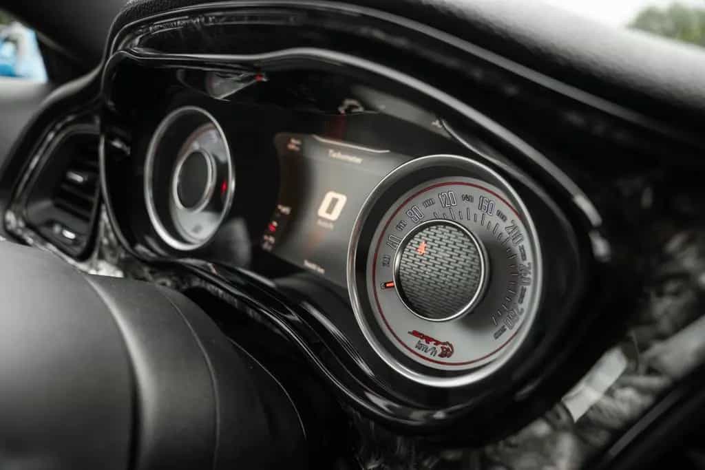 Dodge Challenger 6,4 DEMON 170 FACE LIFT 23-SRT 392 FU 02/2015-photo-29