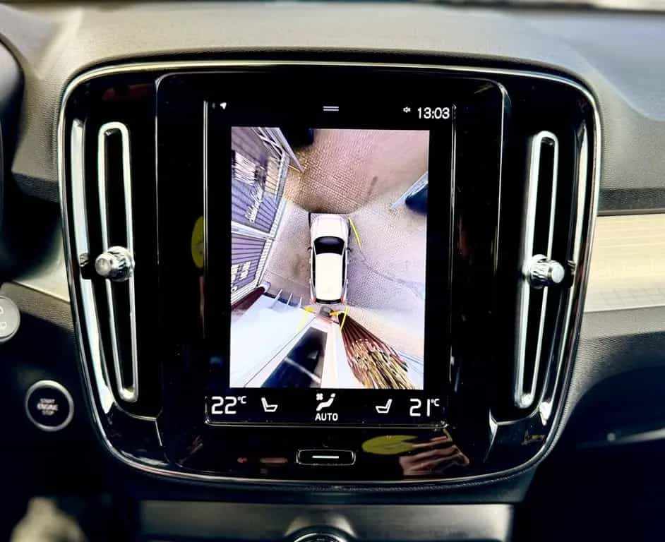 Volvo XC40 XC 40 D4 Momentum AWD *360K*LED*HARMAN*NAVI*SHZ* 01/2019-photo-10