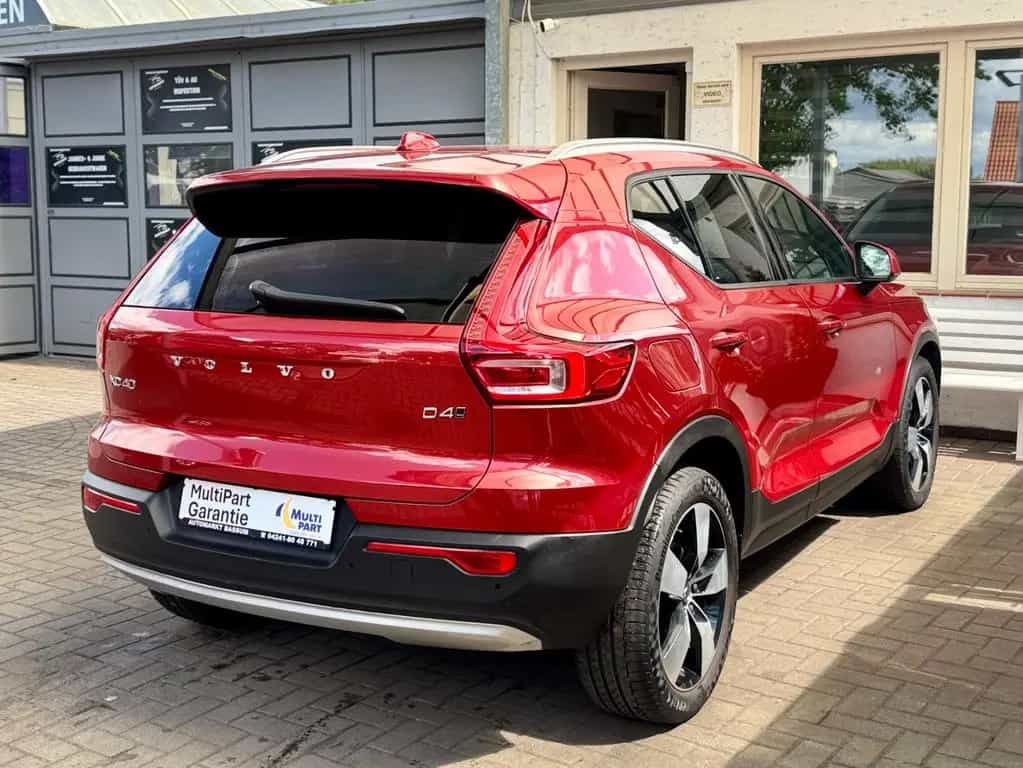 Volvo XC40 XC 40 D4 Momentum AWD *360K*LED*HARMAN*NAVI*SHZ* 01/2019-photo-16