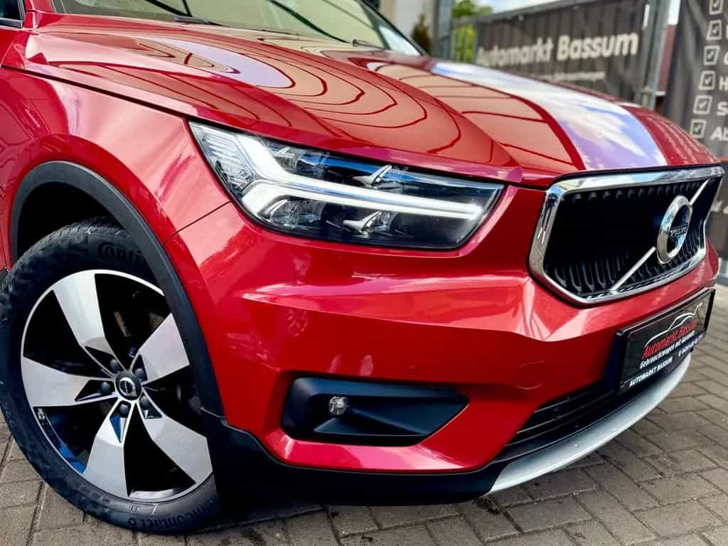 Volvo XC40 XC 40 D4 Momentum AWD *360K*LED*HARMAN*NAVI*SHZ* 01/2019-photo-19