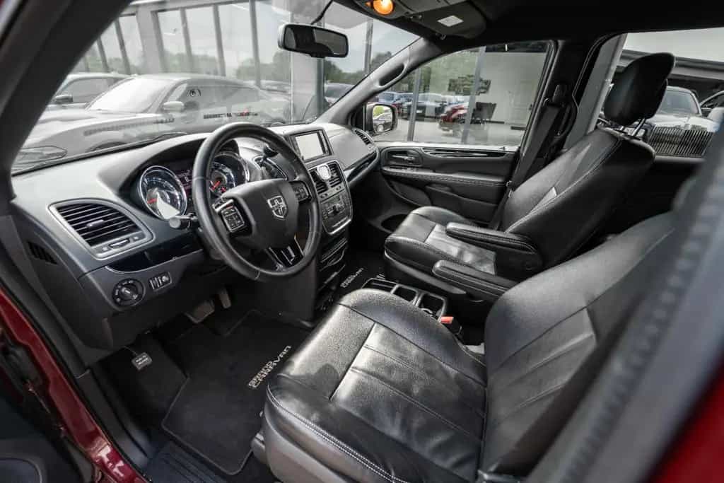 Dodge Grand Caravan 3,6 V6 7 Sitze/KAMERA/TOP 11/2017-photo-37