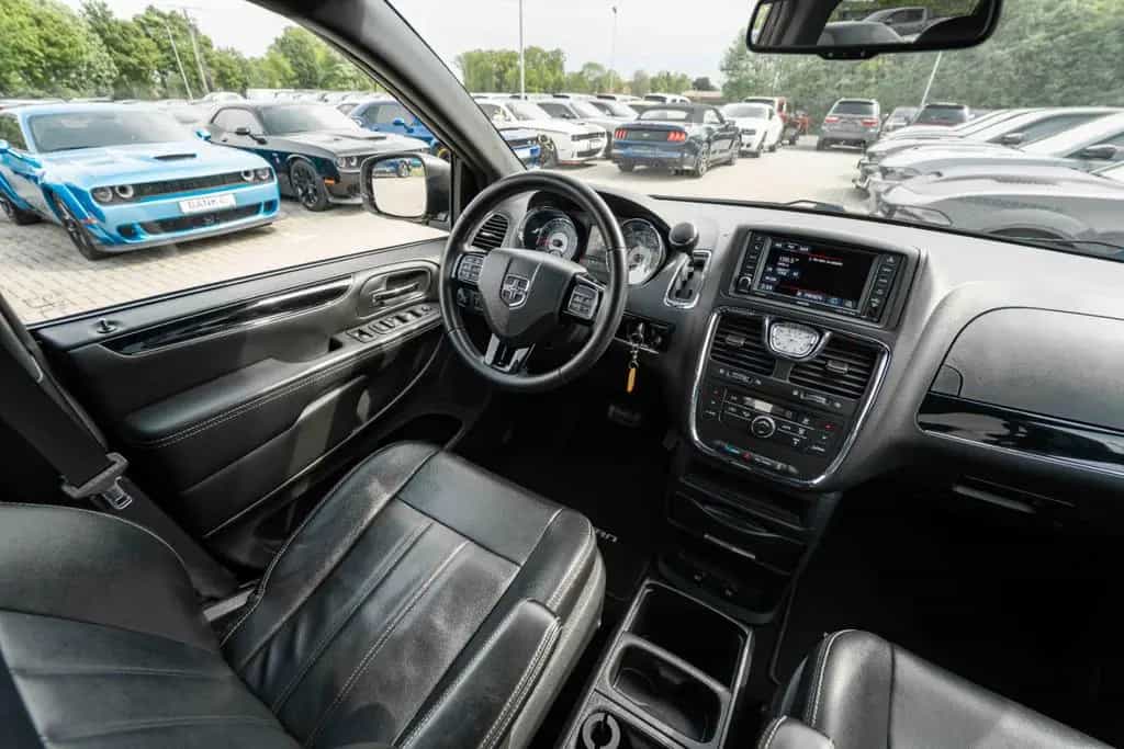 Dodge Grand Caravan 3,6 V6 7 Sitze/KAMERA/TOP 11/2017-photo-46