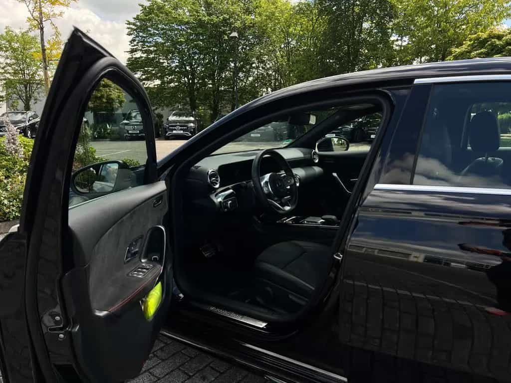 Mercedes-Benz A 200 4MATIC DCT 07/2020-photo-3