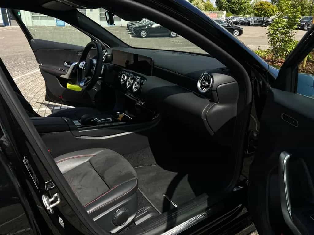 Mercedes-Benz A 200 4MATIC DCT 07/2020-photo-7