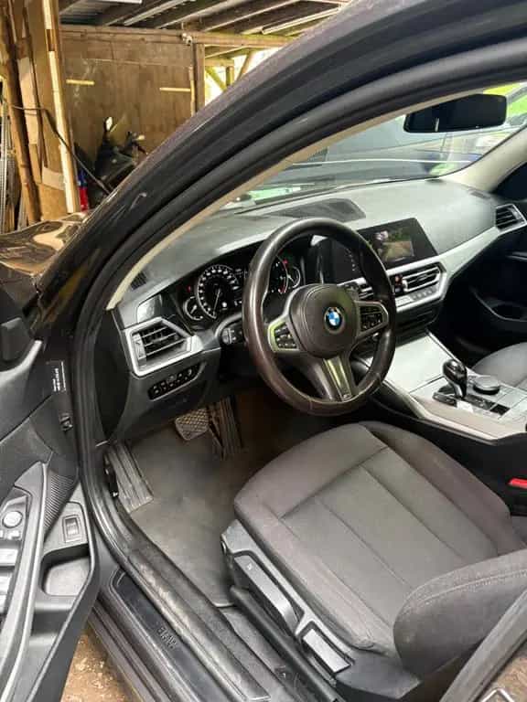 BMW 320 Gepflegter 320er 01/2020-photo-5