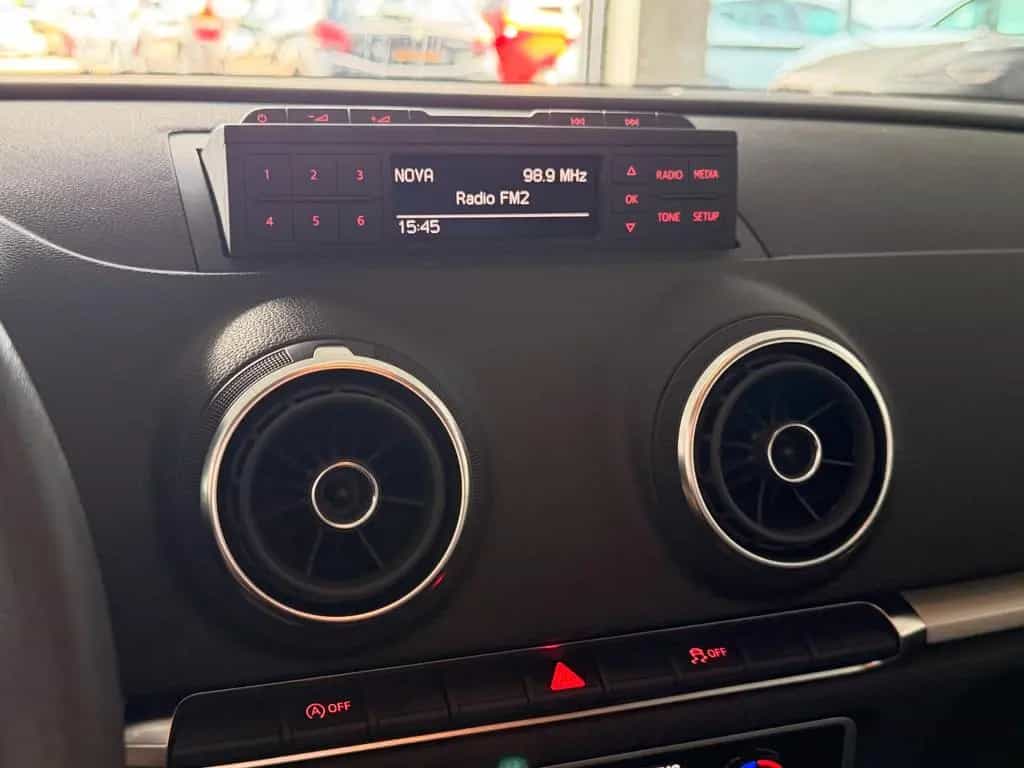 Audi A3 Sportback**Attraction**erst 91Tkm**Garantie** 05/2015-photo-17