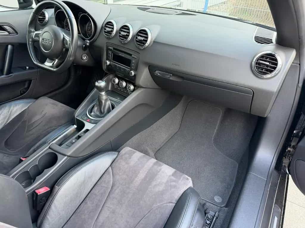 Audi TT 1.8 TFSI Roadster S-Line 07/2014-photo-13