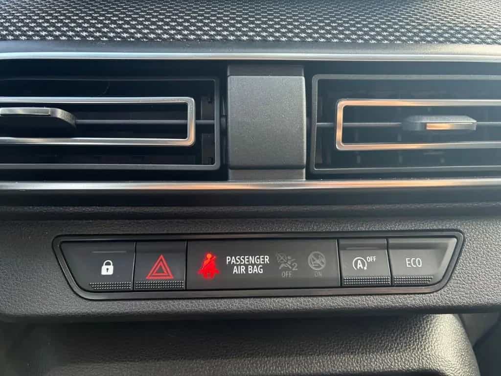 Dacia Jogger Comfort Keycard Handsfree+Klimaanlage+AHK 05/2022-photo-29