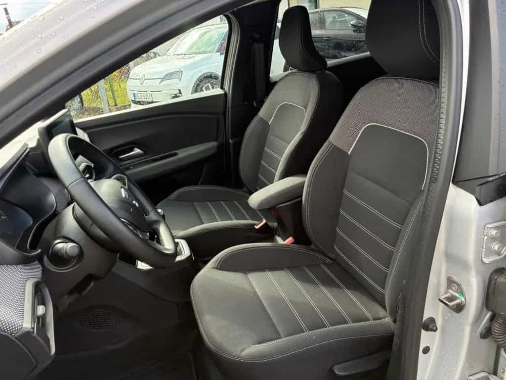Dacia Jogger Comfort Keycard Handsfree+Klimaanlage+AHK 05/2022-photo-41