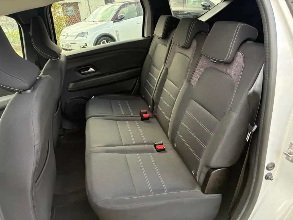 Dacia Jogger Comfort Keycard Handsfree+Klimaanlage+AHK 05/2022-photo-42