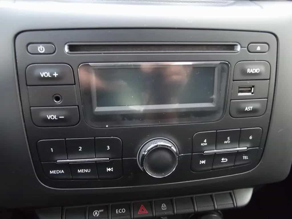 Dacia Duster II Essential KLIMA AHK 04/2018-photo-12
