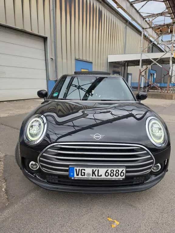 MINI Cooper Clubman Cooper Essential Trim Automat... 08/2020-photo-1