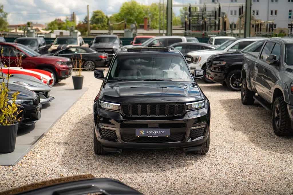 Jeep Grand Cherokee 3.6 4x4 Altitude *ACC*Pano*LED* 07/2022-photo-2