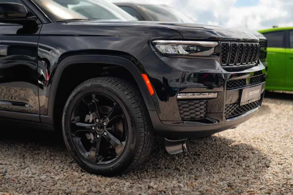 Jeep Grand Cherokee 3.6 4x4 Altitude *ACC*Pano*LED* 07/2022-photo-4