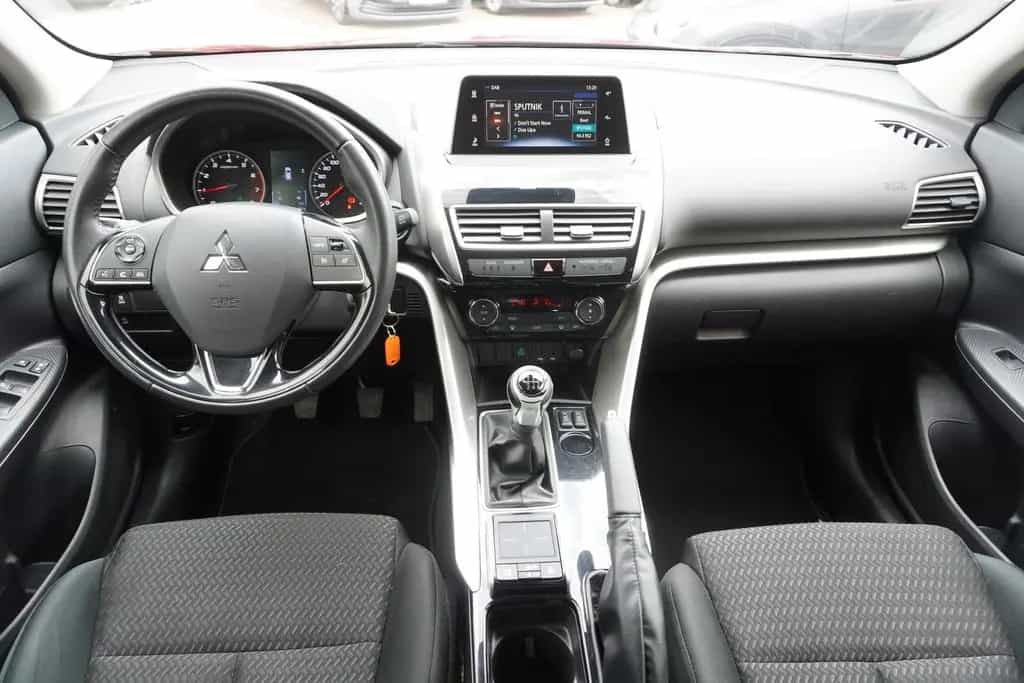 Mitsubishi Eclipse Cross 1.5 Active 2WD Tempomat DAB Kamera 11/2019-photo-11