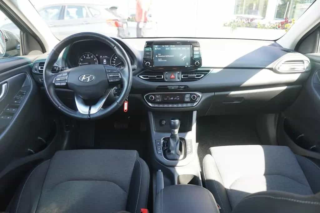Hyundai i30 1.5 Mild-Hybrid Kamera Tempomat Sitzheizung 10/2021-photo-13