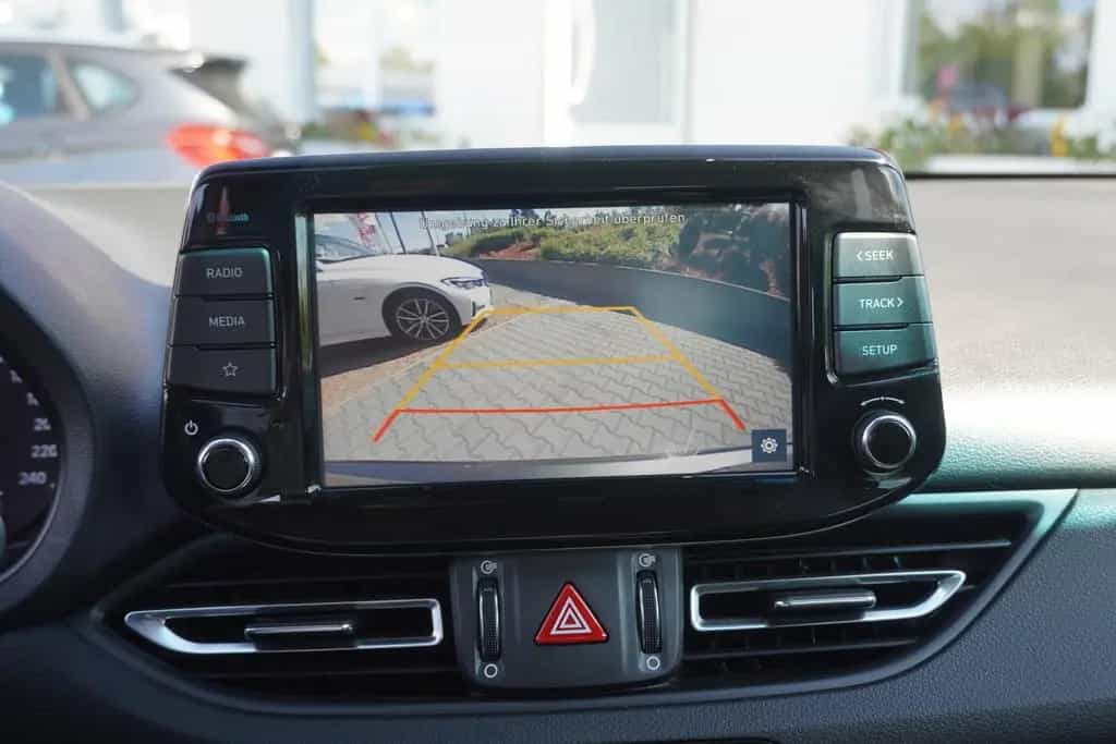 Hyundai i30 1.5 Mild-Hybrid Kamera Tempomat Sitzheizung 10/2021-photo-19