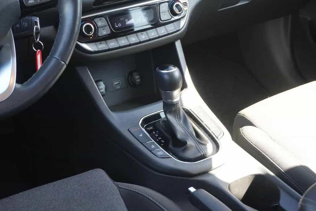 Hyundai i30 1.5 Mild-Hybrid Kamera Tempomat Sitzheizung 10/2021-photo-25