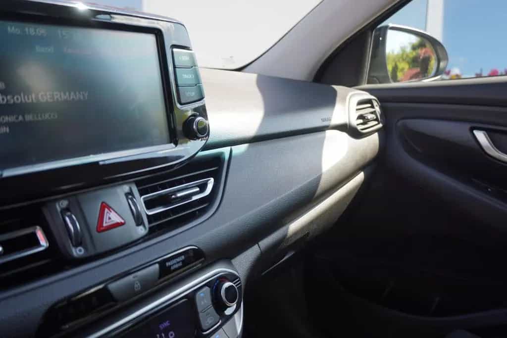 Hyundai i30 1.5 Mild-Hybrid Kamera Tempomat Sitzheizung 10/2021-photo-26