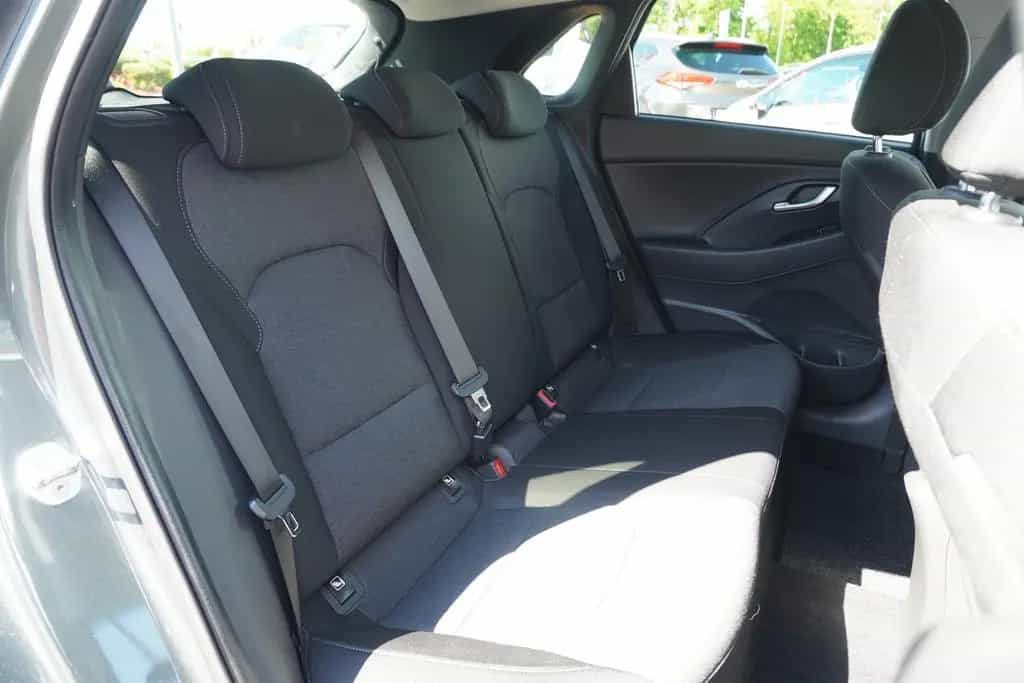 Hyundai i30 1.5 Mild-Hybrid Kamera Tempomat Sitzheizung 10/2021-photo-9