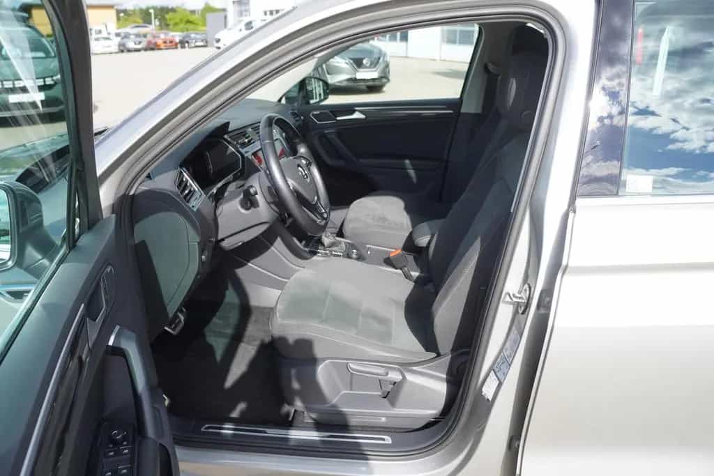 Volkswagen Tiguan 2.0 TSI DSG 4Motion R-Line ACC 360° AHK 08/2019-photo-12