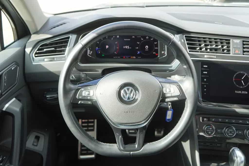 Volkswagen Tiguan 2.0 TSI DSG 4Motion R-Line ACC 360° AHK 08/2019-photo-14