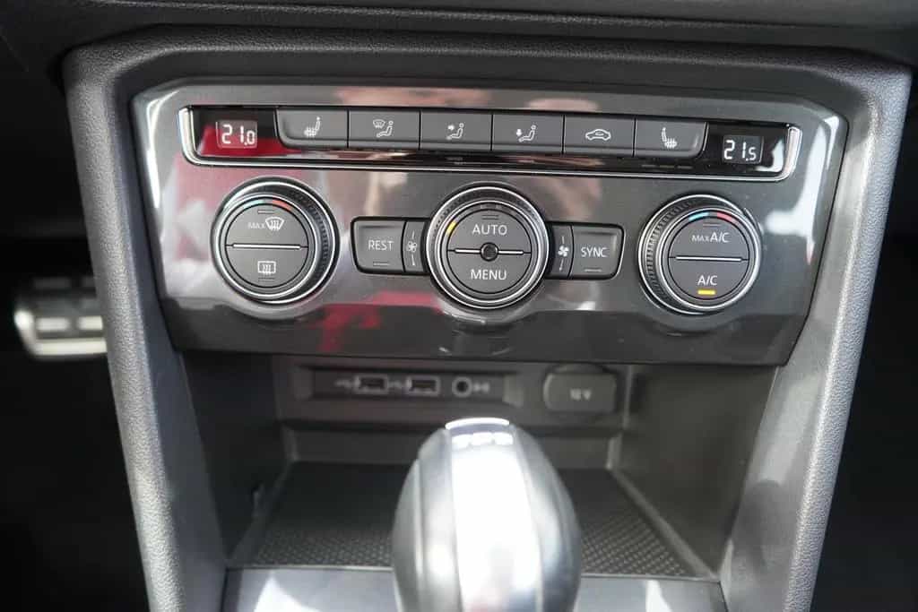 Volkswagen Tiguan 2.0 TSI DSG 4Motion R-Line ACC 360° AHK 08/2019-photo-23