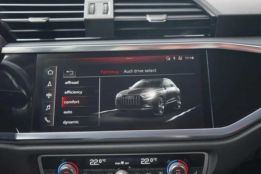 Audi Q3 35 TFSI S-tronic advanced LED Navi DAB AHK 01/2019-photo-15